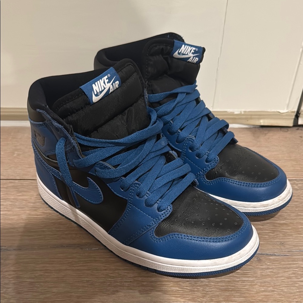Jordan 1 Retro High OG ‘Dark Marina Blue’ - Women’s Size 7.5, Men’s Size 6